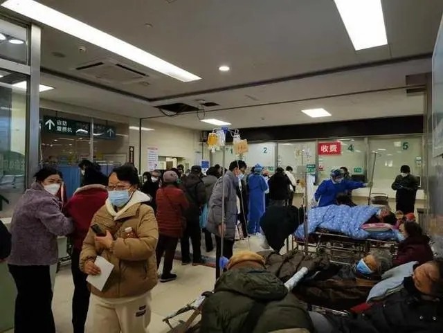 华山医院专家：急诊室重症老人普遍营养不良 请把老人当宝宝养